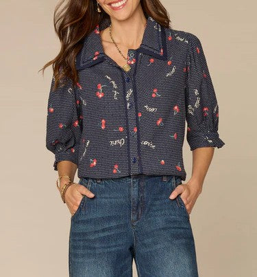 Below Elbow Sleeve Button Down Printed Woven Top with Piping Detail